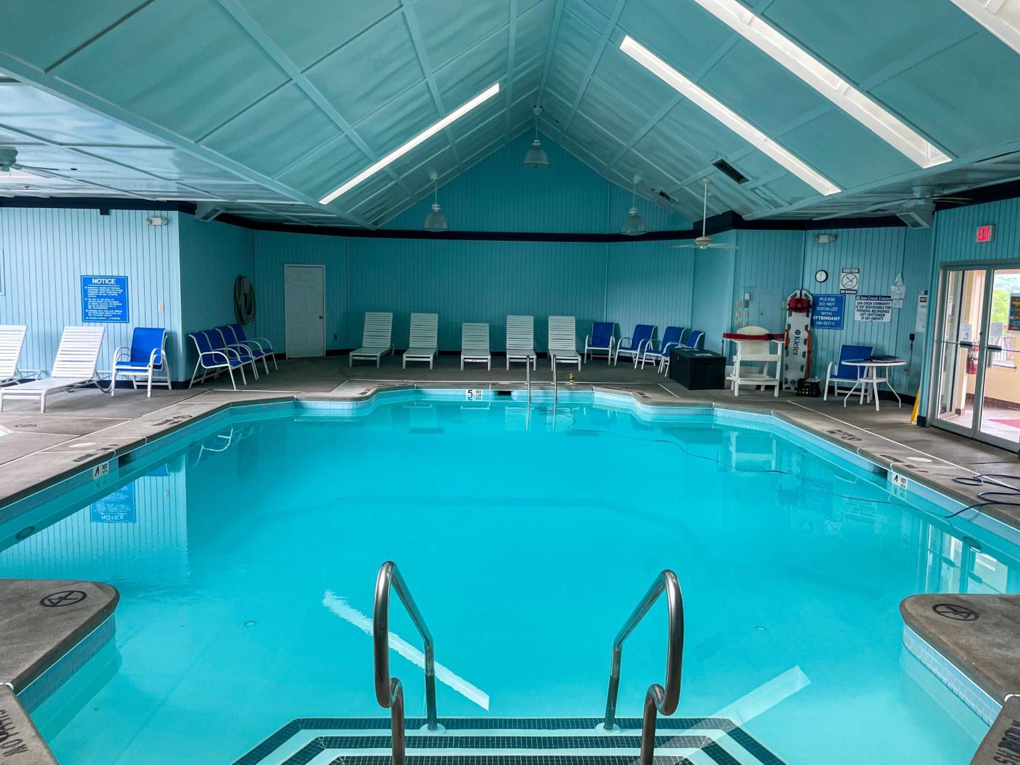 Premier Cozy Cabin - Free Amenities & Comm Indoor Pools 부시킬 외부 사진